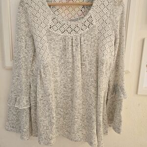 Elegant Lace Women's Top in Gray